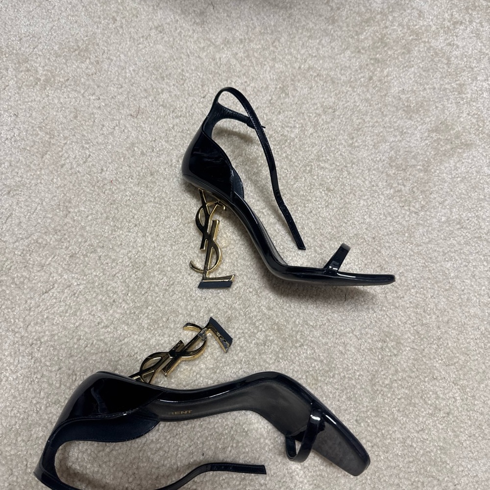 Yves Saint Laurent Black Heels with Gold Logo
